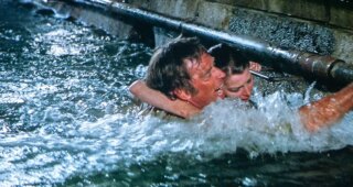 Tremblement de terre : Photo Charlton Heston