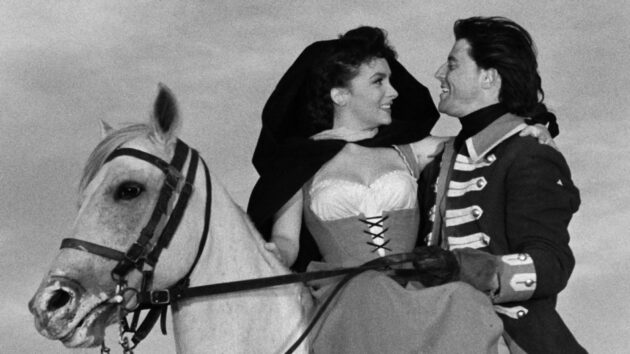 Fanfan la Tulipe : photo, Gina Lollobrigida, Gérard Philipe