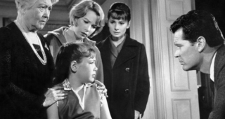 La Rumeur : photo, Karen Balkin, Shirley MacLaine, Audrey Hepburn, Fay Bainter, James Garner