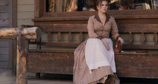 High Desert : Photo Bernadette Peters