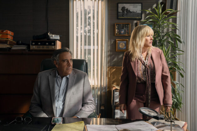 High Desert : Photo Brad Garrett, Patricia Arquette