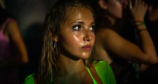 How to Have Sex : Photo Mia McKenna-Bruce