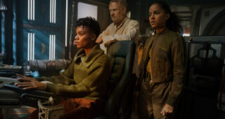 Foundation : Photo Jared Harris, Lou Llobell, Leah Harvey