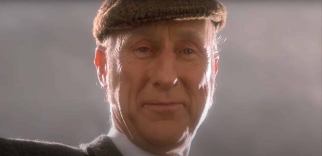 Babe, le cochon devenu berger : James Cromwell