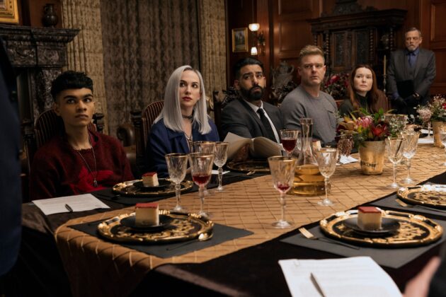 La Chute de la maison Usher : photo, Sauriyan Sapkota, Mark Hamill, Samantha Sloyan, Matt Biedel, Rahul Kohli, Kate Sieg