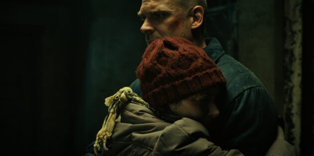 Stranger Things : photo, David Harbour, Winona Ryder