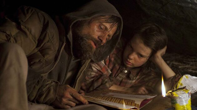 La Route : photo, John Hillcoat, Viggo Mortensen, Kodi Smit-McPhee