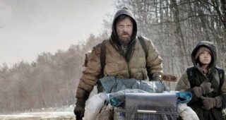 La Route : photo, Viggo Mortensen, Kodi Smit-McPhee, John Hillcoat