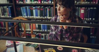 Sex Education : Emma Mackey