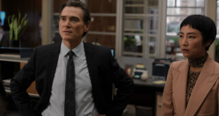 The Morning Show : Photo Billy Crudup, Greta Lee