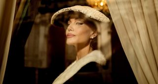 Maria : Photo Angelina Jolie