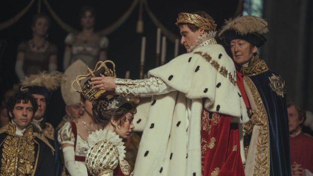 Napoléon : photo, Joaquin Phoenix, Vanessa Kirby