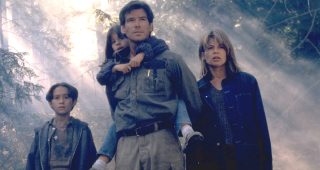 Le Pic de Dante : photo, Pierce Brosnan, Linda Hamilton