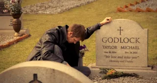 Silent Night : photo, Joel Kinnaman
