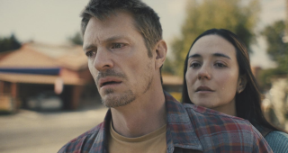 Silent Night : photo, Joel Kinnaman