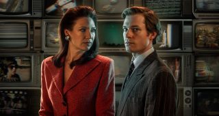Profession : reporter : photo, Anna Torv, Sam Reid