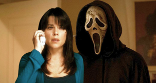 Scream 7 : Neve Campbell pourrait finalement revenir dans la saga d'horreur après le chaos
