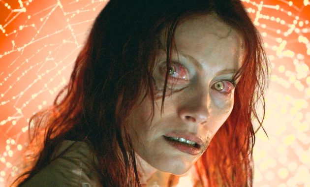 Untitled Evil Dead Spin-Off : le réalisateur de Vermines en dit plus sur son film pour la saga d'horreur culte