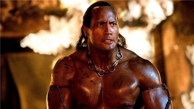 the rock (dwayne johnson) dans le roi scorpion