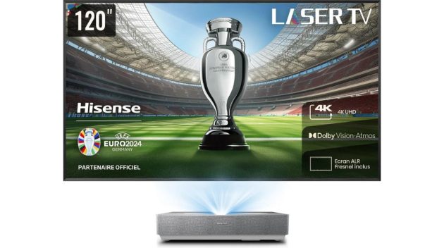 vidéoprojecteur Hisense 120-L5HA qui diffuse les matchs de l'Euro 2024