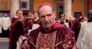 Conclave : premières images pour le thriller sur la mort du Pape et ses sombres secrets