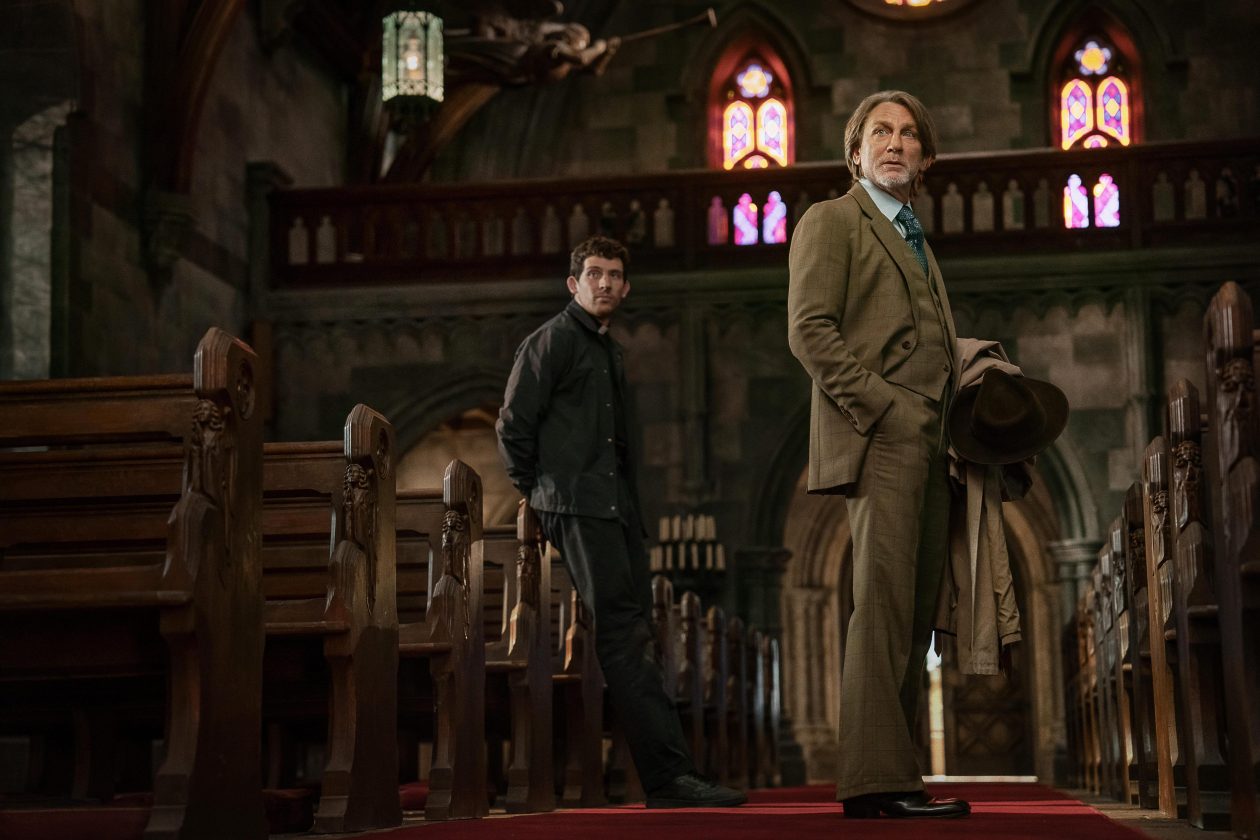 Josh O'Connor et Daniel Craig dans Wake Up Dead Man / À couteaux tirés 3