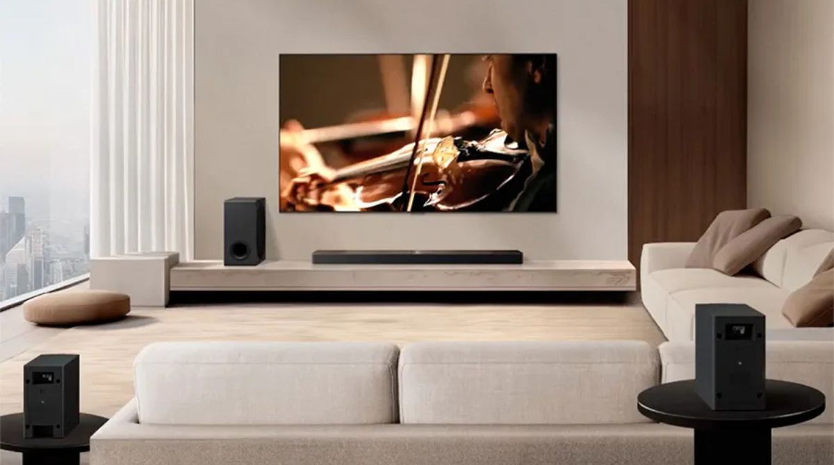 enceintes LG S95TR dans un salon
