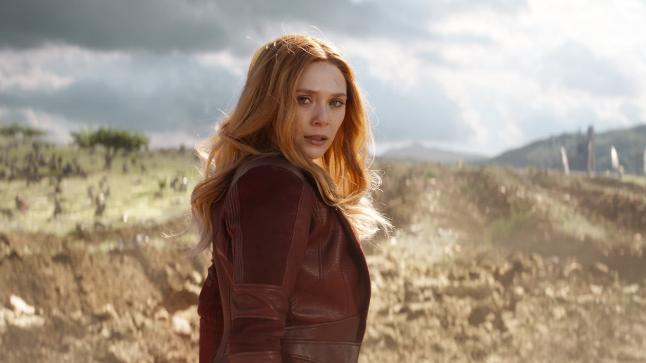 elizabeth olsen avengers : infinity war