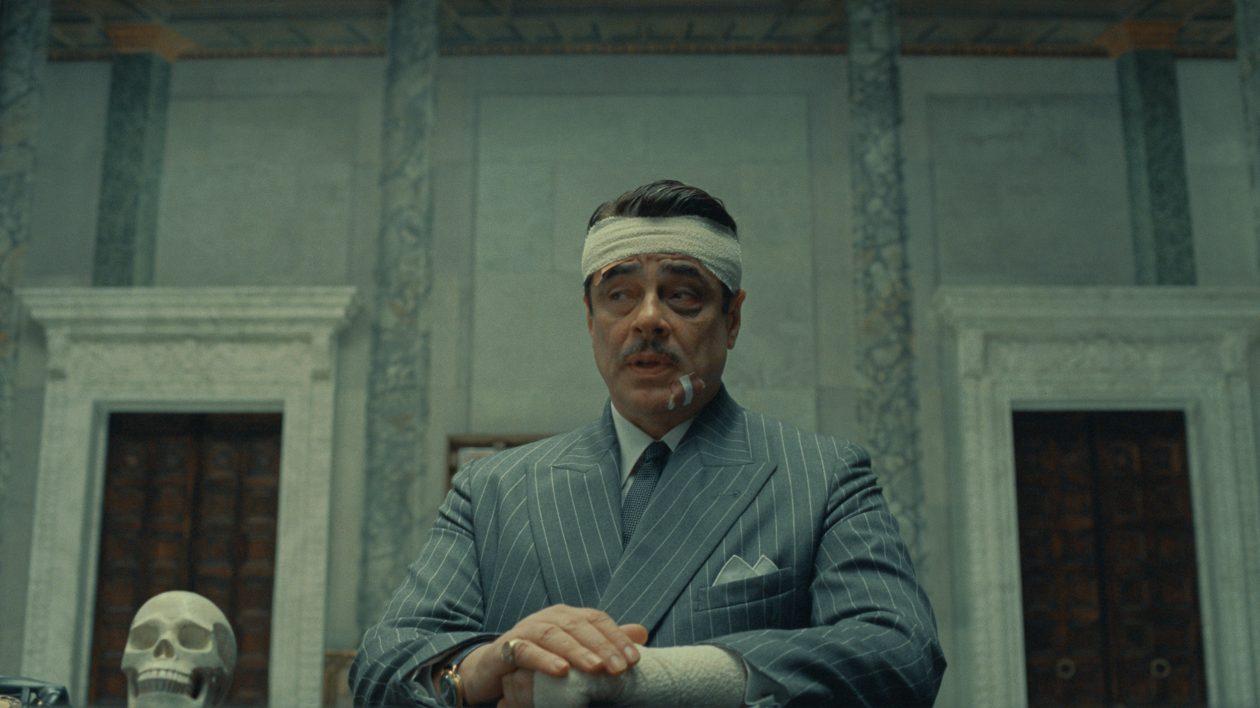 Benicio del Toro dans The Phoenician Scheme