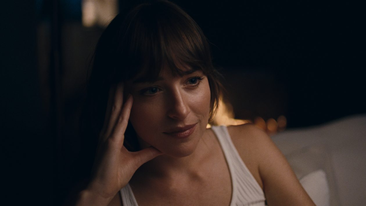 Dakota Johnson dans Splitsville