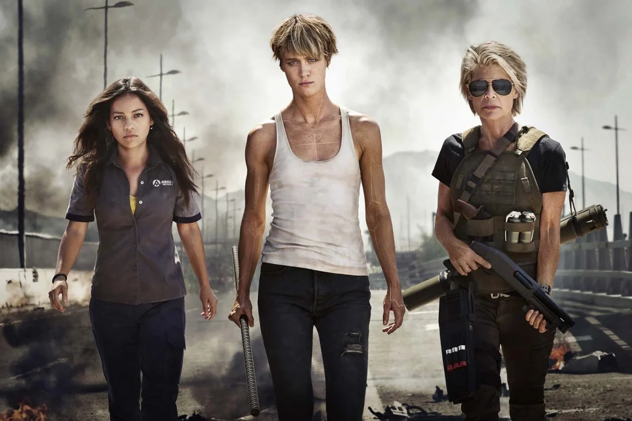 Natalia Reyes Mackenzie Davis terminator dark fate linda hamilton