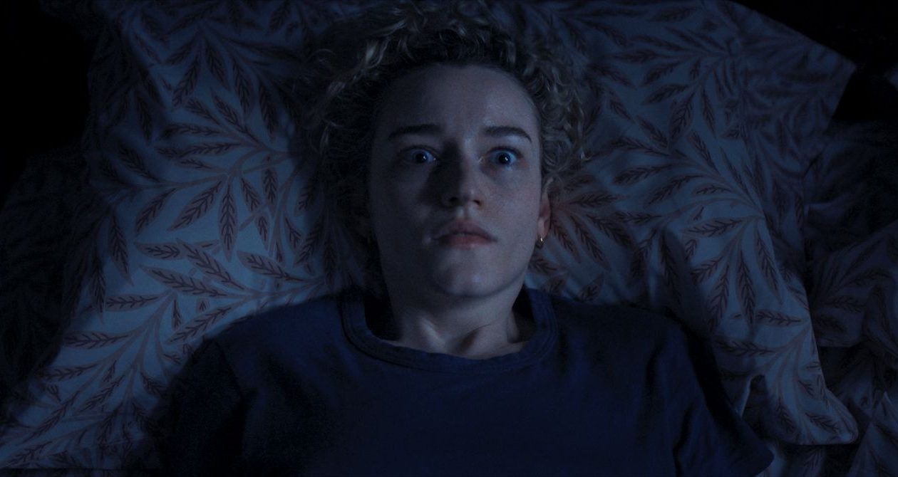 Julia Garner Weapons