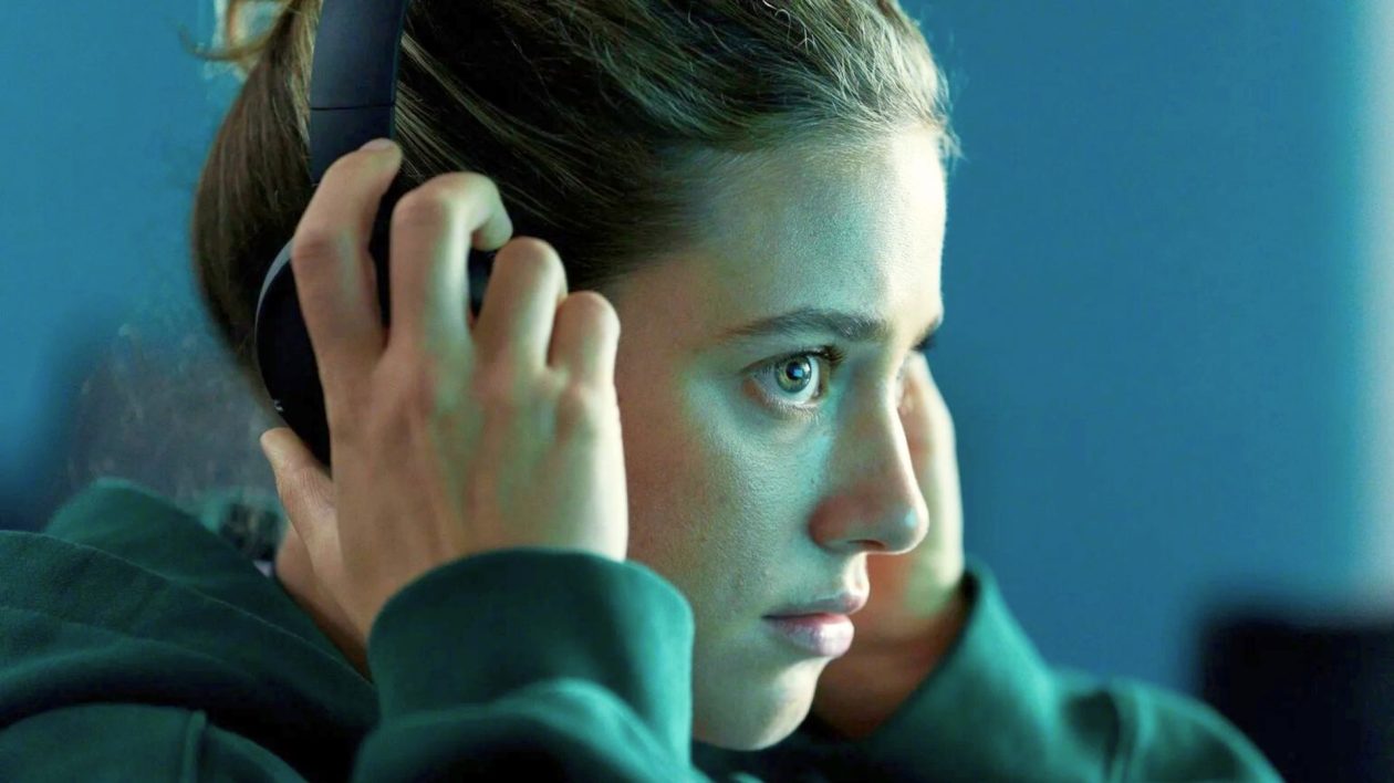 Réseaux sociaux, torture et modération : bande-annonce cauchemardesque pour American Sweatshop