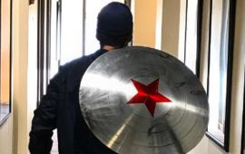 Captain America : Marvel vient-elle de teaser l'identité du remplaçant de Chris Evans ?