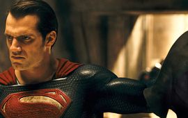 Alors qu'on parle d'un Shazam "familial", Snyder défend sa vision des héros très sombres et torturés