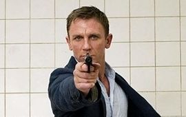 Bond 25 : après les accidents survenus sur le tournage, Daniel Craig nous rassure en gonflant ses gros muscles