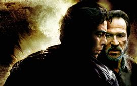 Traqué : le Rambo énervé de William Friedkin avec Benicio Del Toro face à Tommy Lee Jones