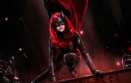 Batwoman : le Arrowverse confirme les liens avec le Batman de Tim Burton