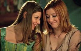 Buffy : l'interprète de Tara revient sur la censure de sa relation lesbienne avec Willow