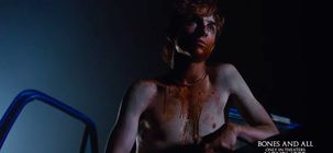 Bones and All : une bande-annonce cannibale pour le film avec Timothée Chalamet
