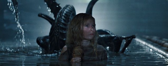 Alien 5 : Neil Blomkamp pourrait ressusciter Newt, morte dans Alien 3