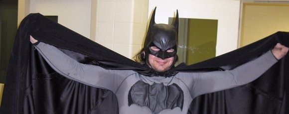 Un Batman amateur s'en prend à la police de Seattle