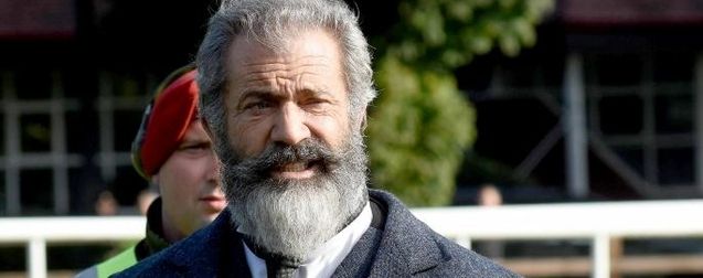 Mel Gibson est un père Noël badass dans Fatman et ça agace fort Seth Rogen