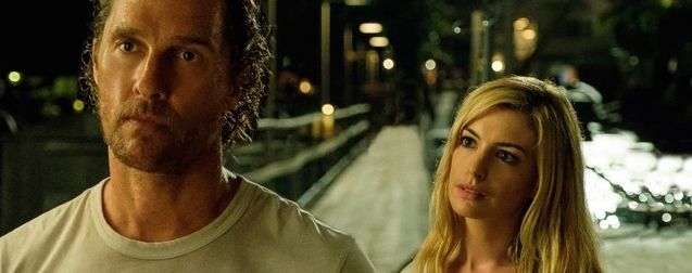 Serenity : Matthew McConaughey et Anne Hathaway se mouillent dans le trailer d'un lumineux film noir