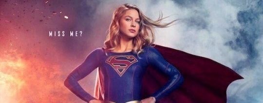 Warner et DC prépareraient un film solo sur Supergirl