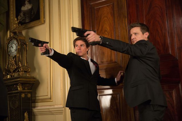 photo, Tom Cruise, Jeremy Renner