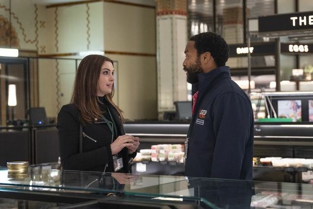 photo, Anne Hathaway, Chiwetel Ejiofor