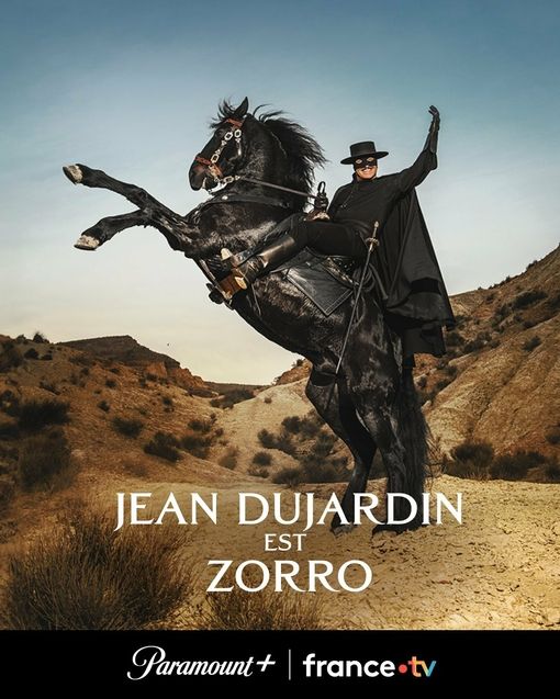 Zorro : Jean Dujardin se dévoile en costume pour la première fois pour la série Paramount +